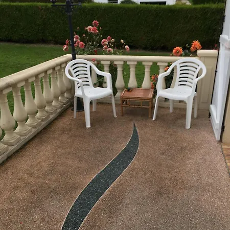 D’hôtes Bord De Normandie Bed and breakfast